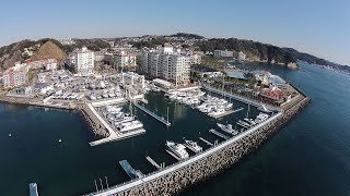 Broadcast is currently offline.