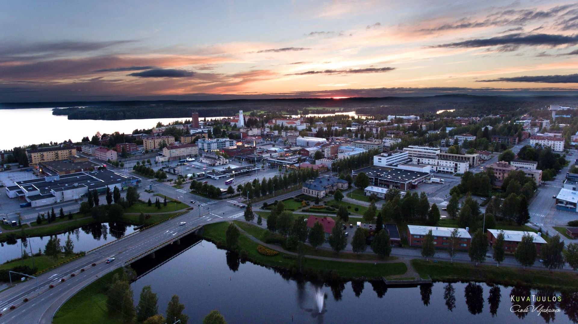 Broadcast is currently offline.